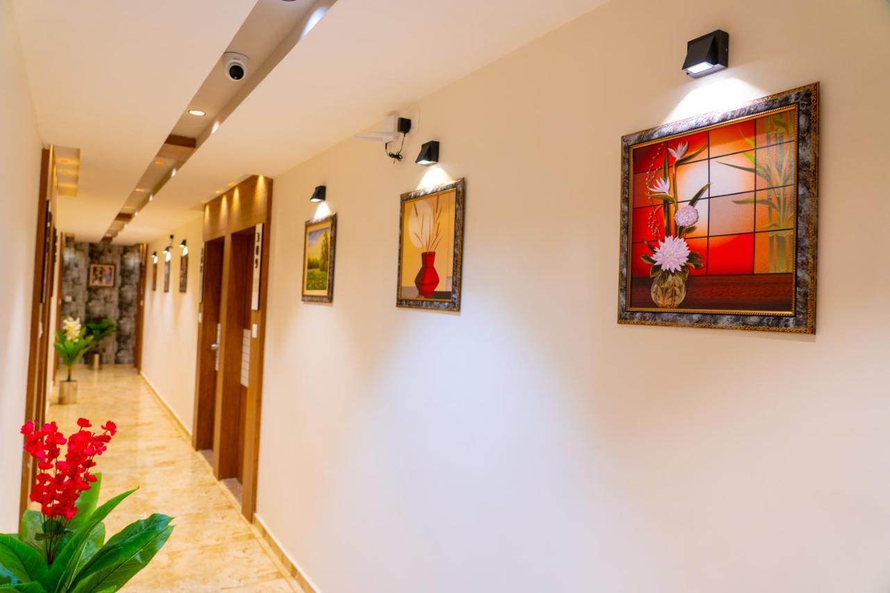 Hotel Lee Grand Ānand 외부 사진