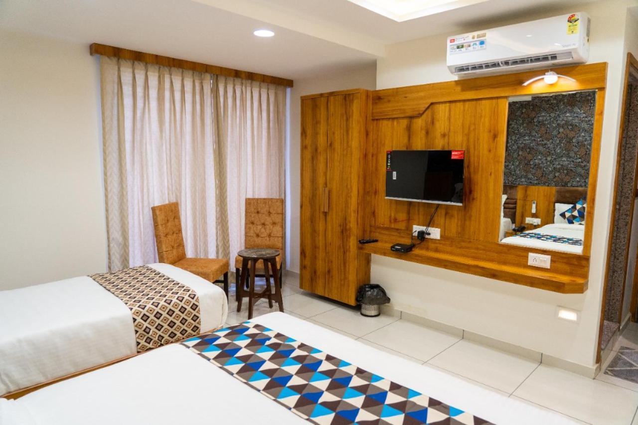 Hotel Lee Grand Ānand 외부 사진