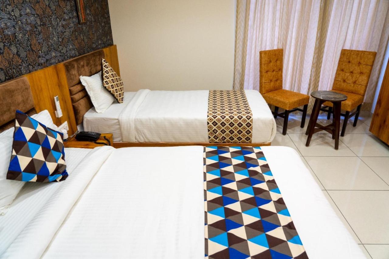 Hotel Lee Grand Ānand 외부 사진