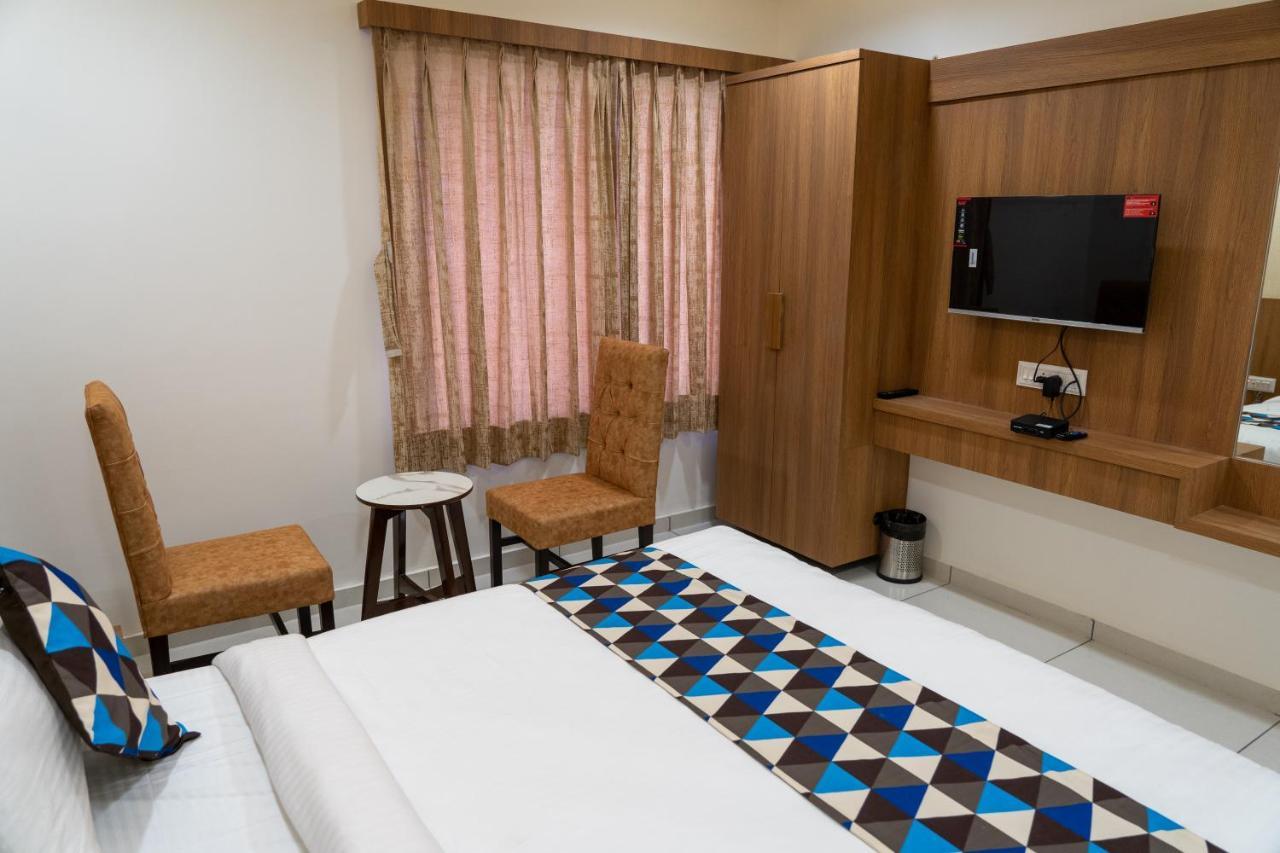 Hotel Lee Grand Ānand 외부 사진