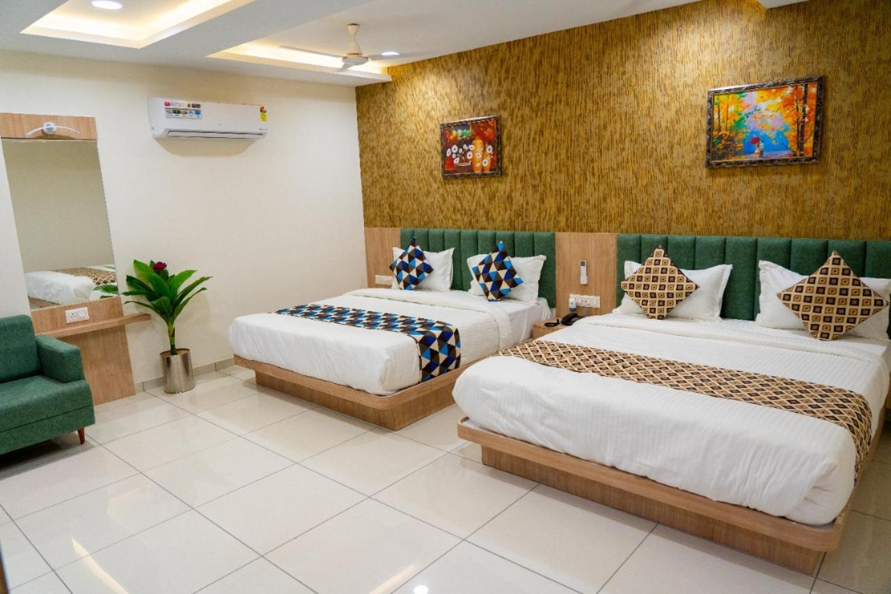 Hotel Lee Grand Ānand 외부 사진